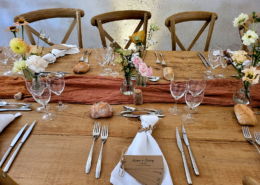 Mariage table en bois brut